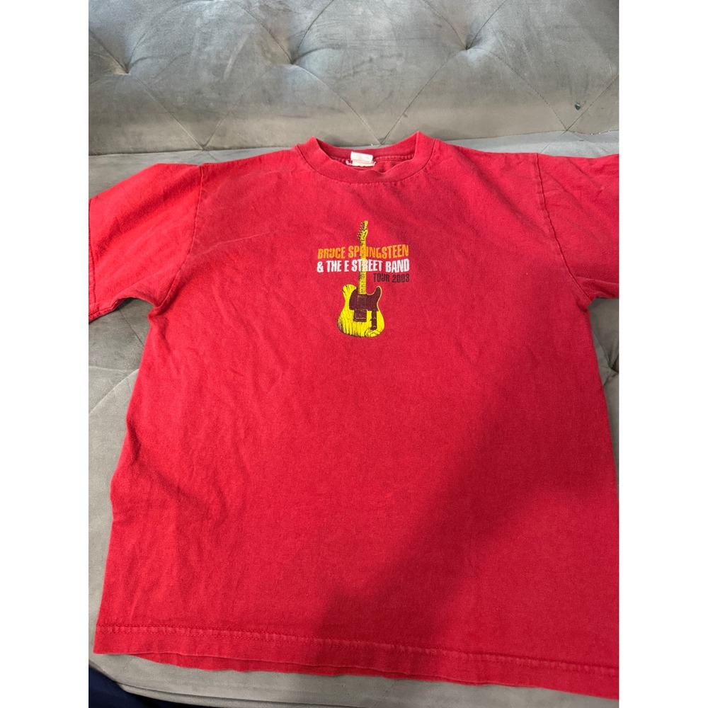 Bruce Springsteen & The E Street Band Tour 2003 Graphic T-Shirt Red Small Cotton